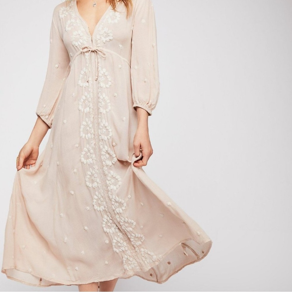 Free People Embroidered Fable Midi Dress - Blush
